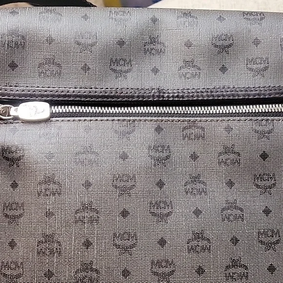 MCM Messenger Bag - Picture 6 of 12